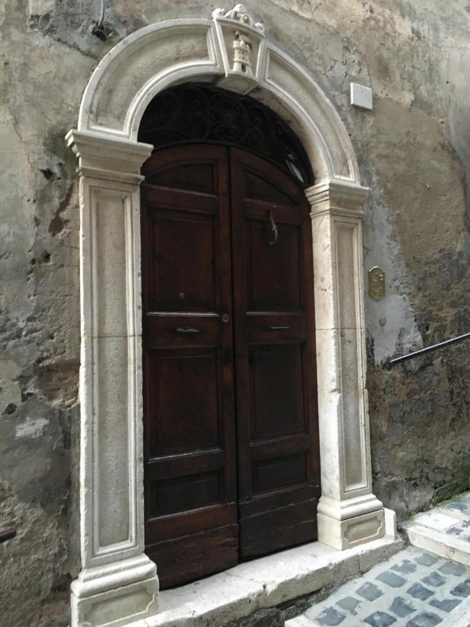 Antica Dimora Della Chiesa Olevano Romano Exterior foto